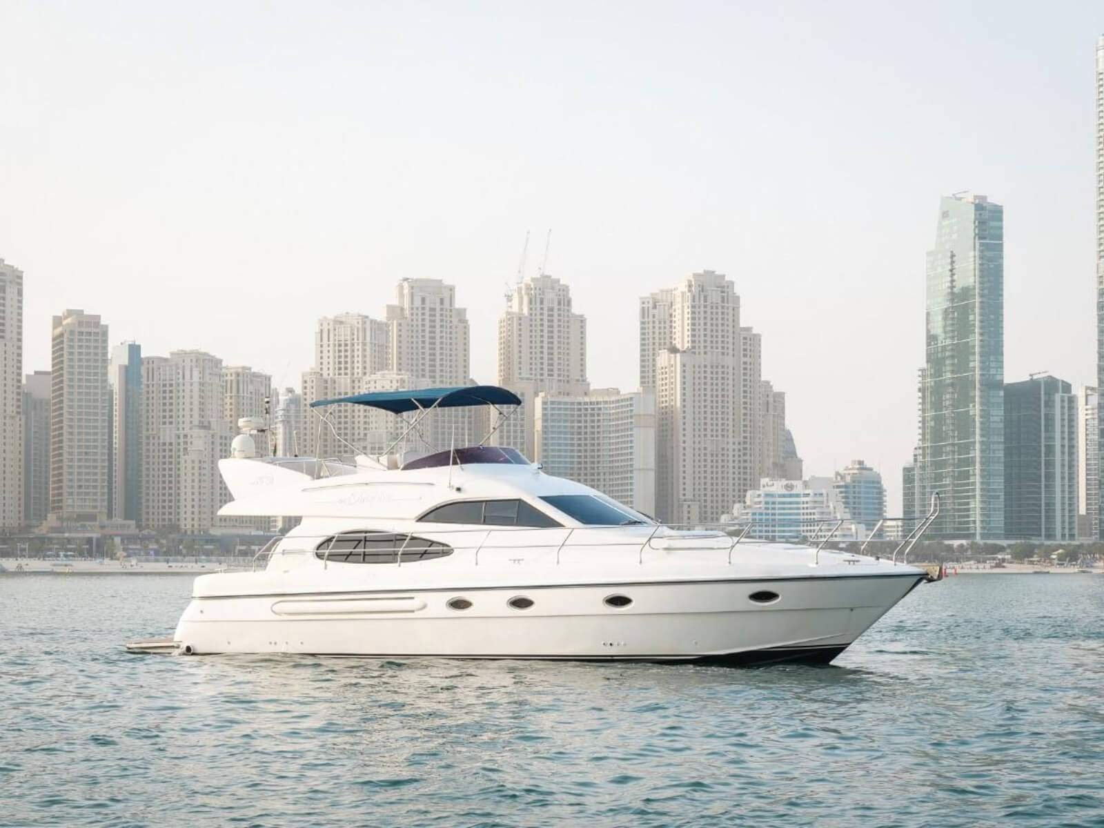majesty-52ft-yacht-image